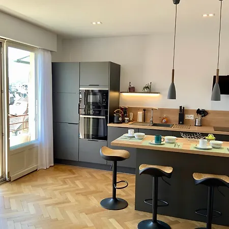 Le 21 Favre, Hyper Centre, 70 M², 2 Annecy